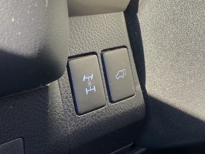 Toyota RAV4 2.0i, ČR, Active, 4x4, automat - fotka 16 z 21