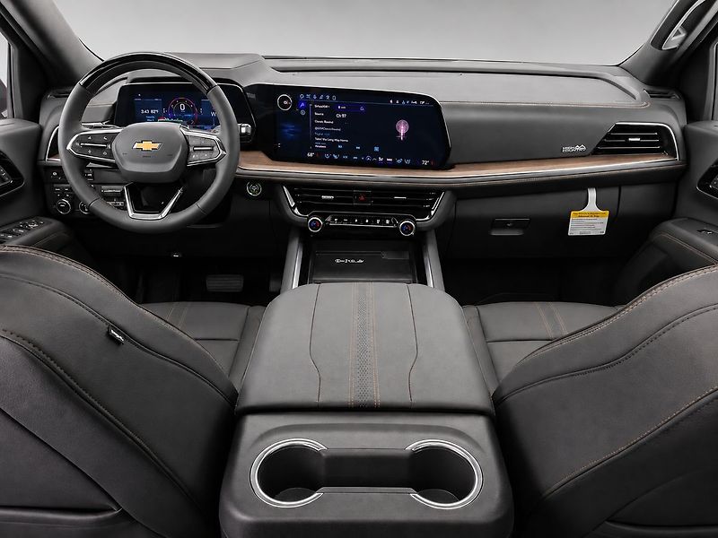 Chevrolet Suburban (2026) High Country 2026 - fotka 8 z 9