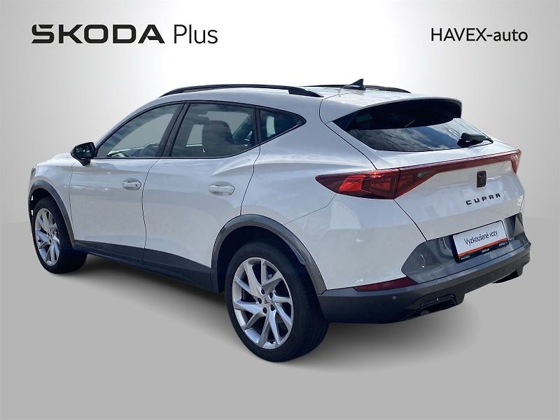 Cupra Formentor (2024) 1.5 TSI DSG - fotka 27 z 30