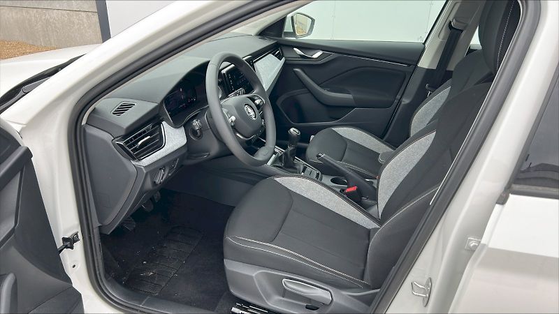 Škoda Scala (2024) 1.0 TSI / 70 kW / 5MP / Select - fotka 6 z 22