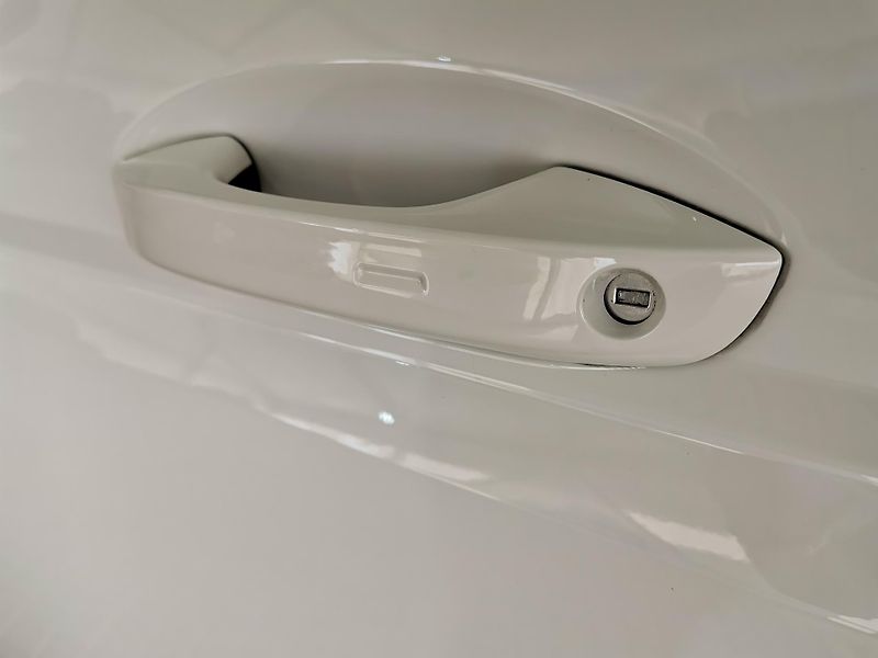 Volkswagen Multivan (2024) TDI LED KESSY NEZÁVISLÉ LANG - fotka 25 z 31