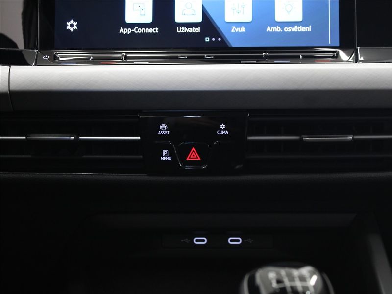 Volkswagen Golf 1,5 TSI 96kW Life Výprodej! - fotka 17 z 21