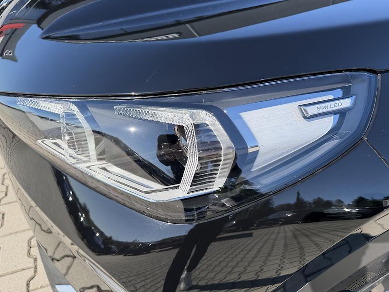 BMW X1 (2024) 18i 100kW LED KAMERA CZ - fotka 18 z 40
