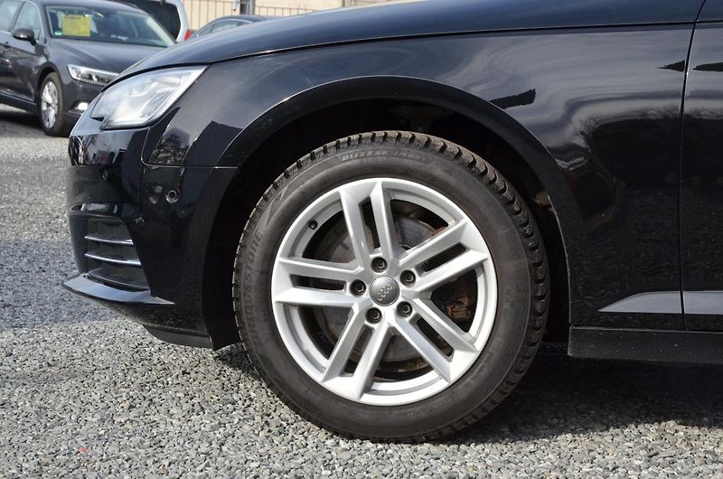 Audi A4 (2017) 2.0 TDi 110kW / NAVI / XENON - fotka 7 z 46