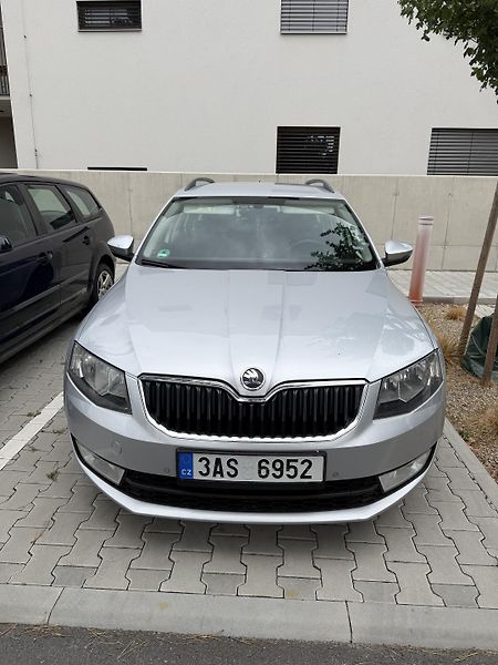Škoda Octavia (2013) - fotka 1 z 28