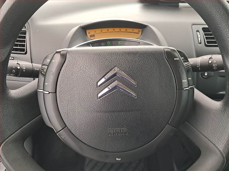 Citroën C4 (2006) 1.4 16V, po STK, dobrý stav - fotka 16 z 17