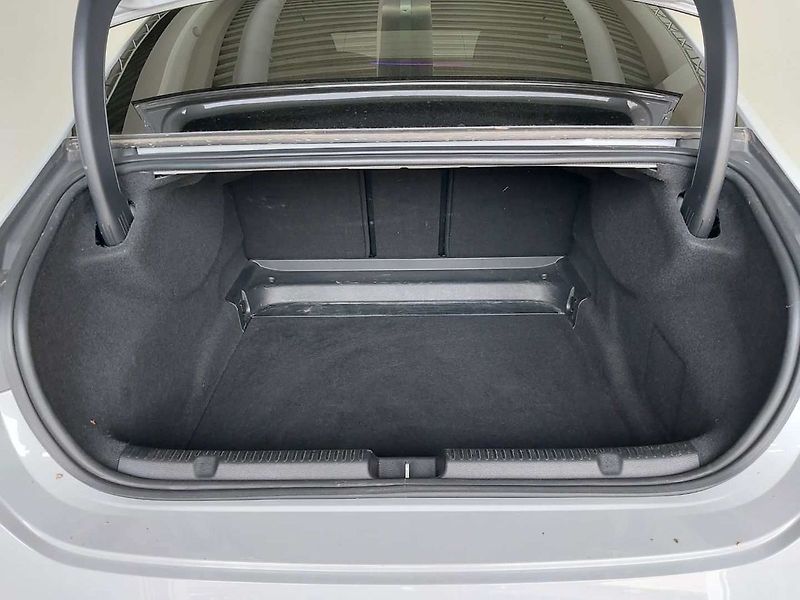 Ostatní EQE 53 AMG 4Matic+ - fotka 10 z 13
