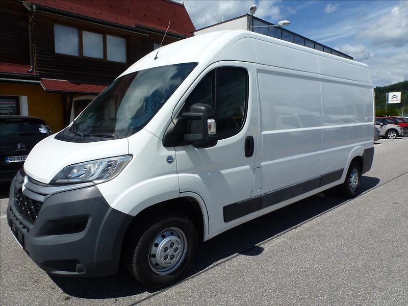 Citroën Jumper 2,0 BlueHDi 130 Plus 33 L3H2 - fotka 1 z 51