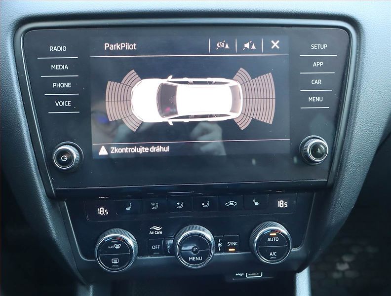 Škoda Octavia (2020) Style 2.0 TDI, Automat - fotka 17 z 21