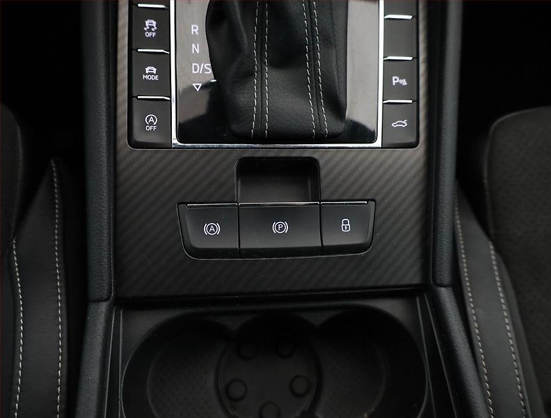 Škoda Superb (2021) Sportline 2.0 TSI - fotka 16 z 21