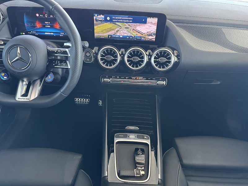 Mercedes-Benz GLA (2024) GLA 35 AMG 4-MATIC - fotka 12 z 37