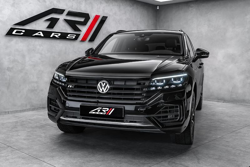 Volkswagen Touareg 210kW R-Line 4M IQ.Light - fotka 3 z 23