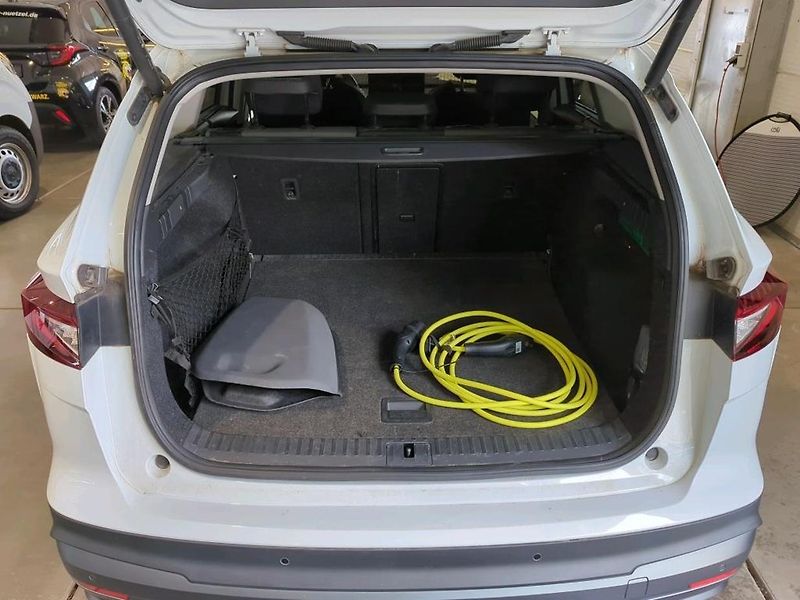 Škoda Enyaq 150kw, iV80 19ALU TZ SOH 98% - fotka 8 z 9