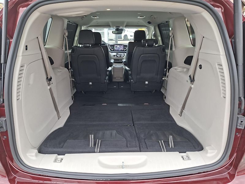 Chrysler Pacifica (2021) 3,6L adapt,anroid, REZERVACE - fotka 16 z 50