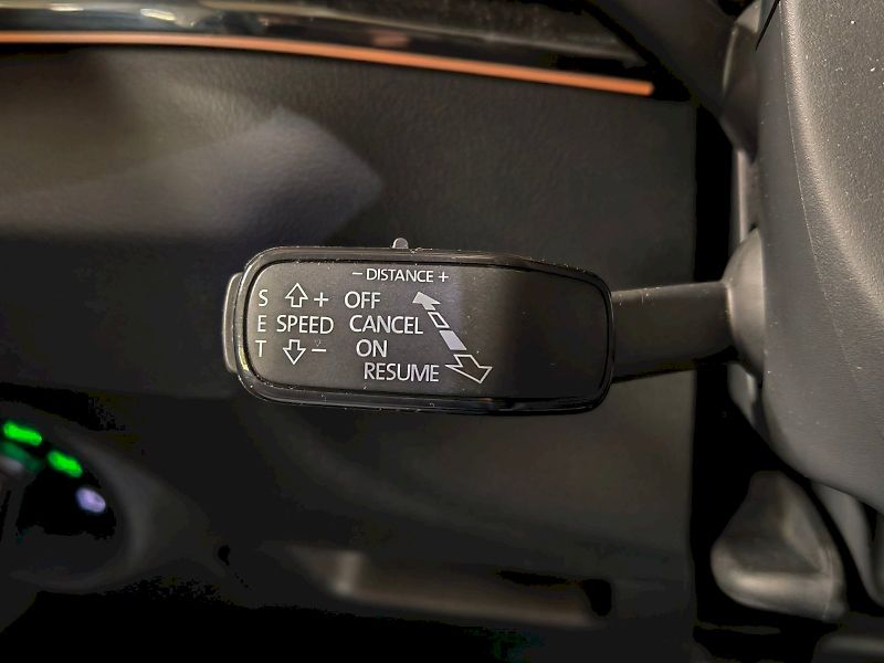 Škoda Karoq (2024) 2.0 TDI 110 kW DSG 4x4 Sportli - fotka 17 z 32