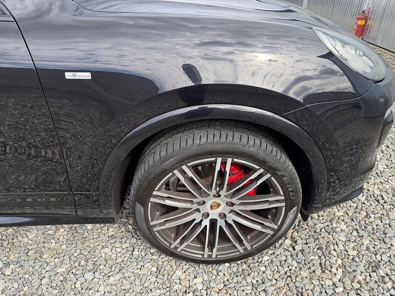 Porsche Cayenne 3.0TDI V6 265PS 4x4 GTS PAKET! - fotka 67 z 159