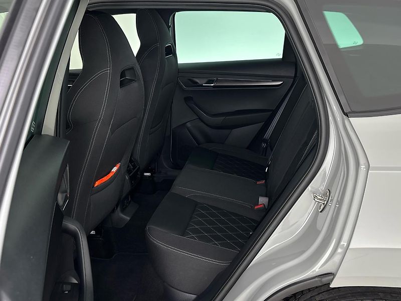 Škoda Karoq SUV - fotka 8 z 31
