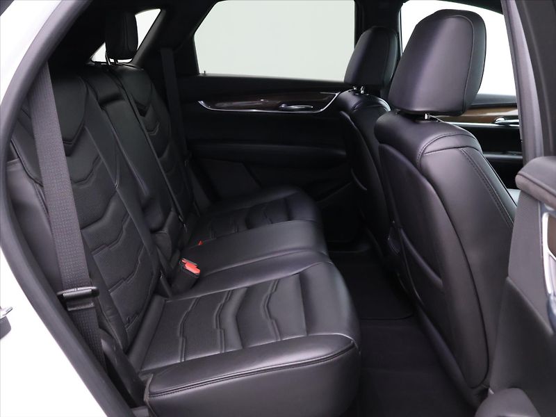 Cadillac XT5 3,7 V6 231kW 4x4 Luxury - fotka 12 z 37