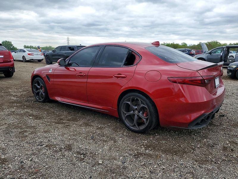 Alfa Romeo Giulia (2017) QUADRIFOGLIO 2.9 L - fotka 5 z 11