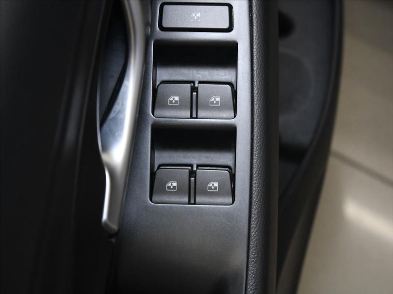 Hyundai i30 1,0 T-GDi 88kW 37tkm.Záruka ČR - fotka 17 z 23