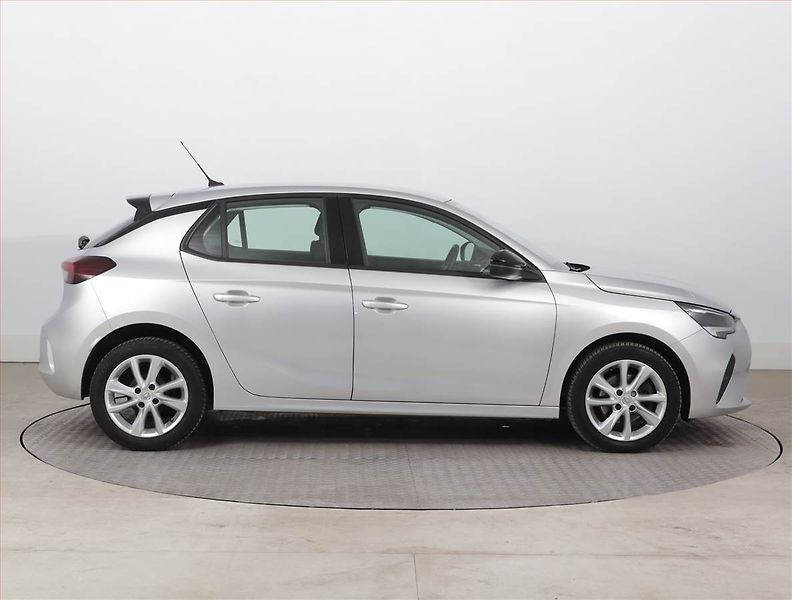 Opel Corsa (2023) 1.2 Turbo, Navi, Tempomat - fotka 6 z 18