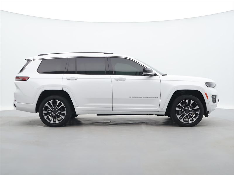 Jeep Grand Cherokee 3,6 L 216kW OverLand Long DPH - fotka 8 z 42