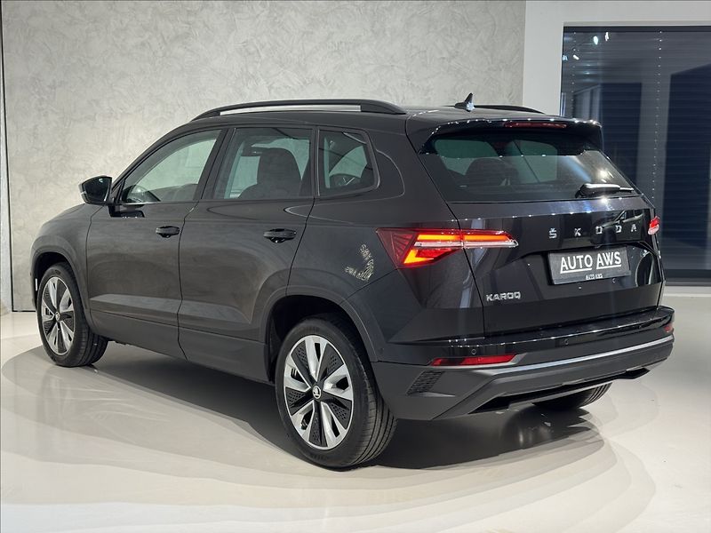 Škoda Karoq 1,5 TSi  Style Virtual Kessy M - fotka 9 z 47