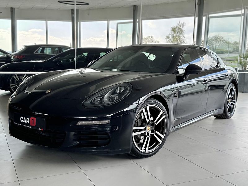 Porsche Panamera Diesel*221kW*Chrono*Webasto - fotografie inzerátu
