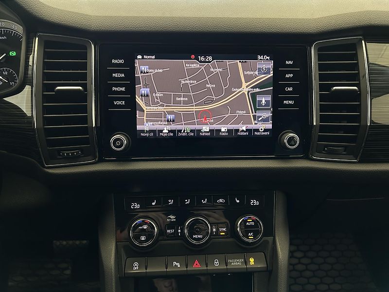Škoda Kodiaq 2.0 TDI 4x4 Style - fotka 12 z 25