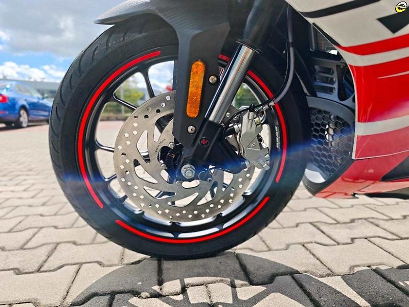 Aprilia RS 125 (2026) E5+ - fotka 32 z 37