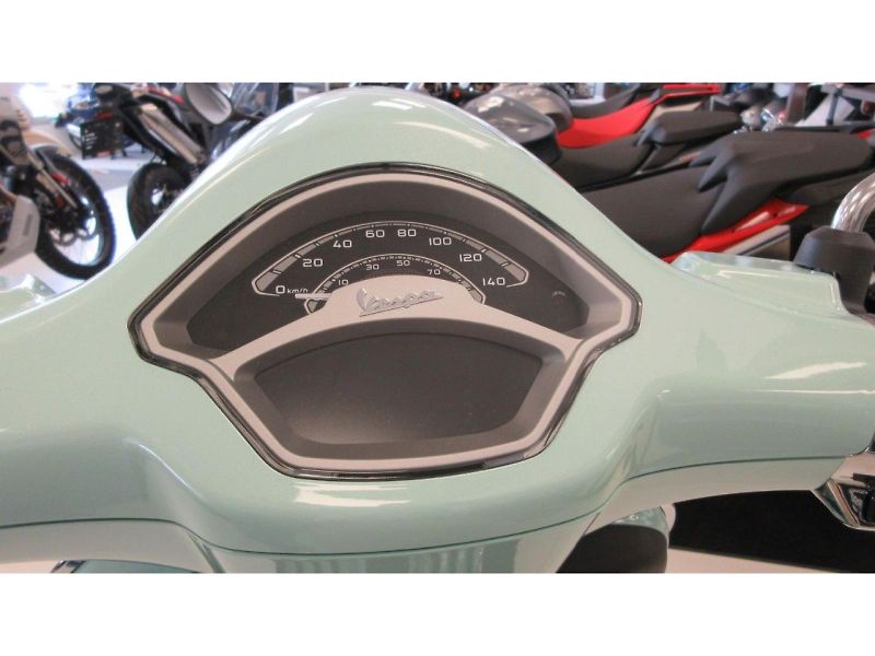 Vespa (2026) Primavera 125 BATIK e5+ - fotka 10 z 11