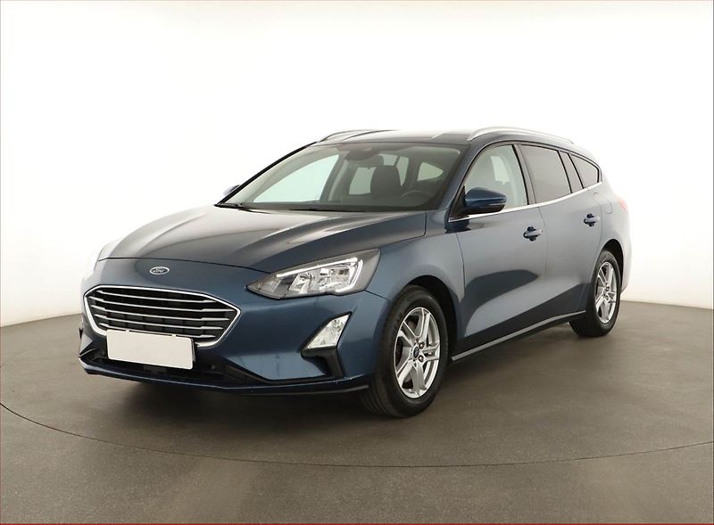 Ford Focus (2021) 1.0 MHEV, ČR,1.maj - fotka 2 z 13