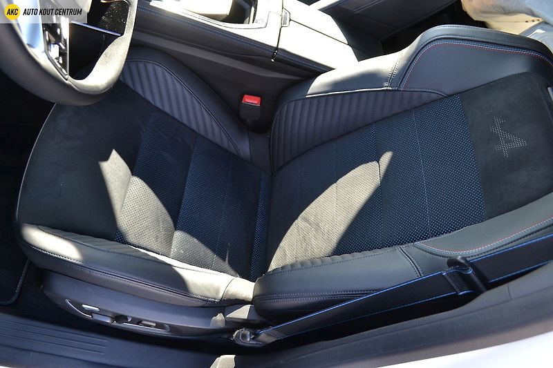 Renault Rafale esprit Alpine E-Tech full hybr - fotka 33 z 73