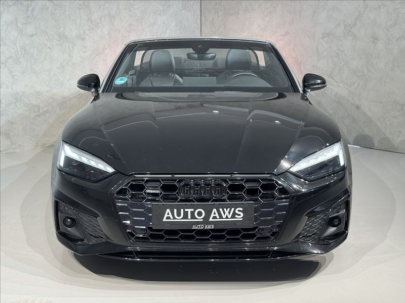 Audi A5 2,0 TDi  S-Line Quattro Matrix - fotka 2 z 47