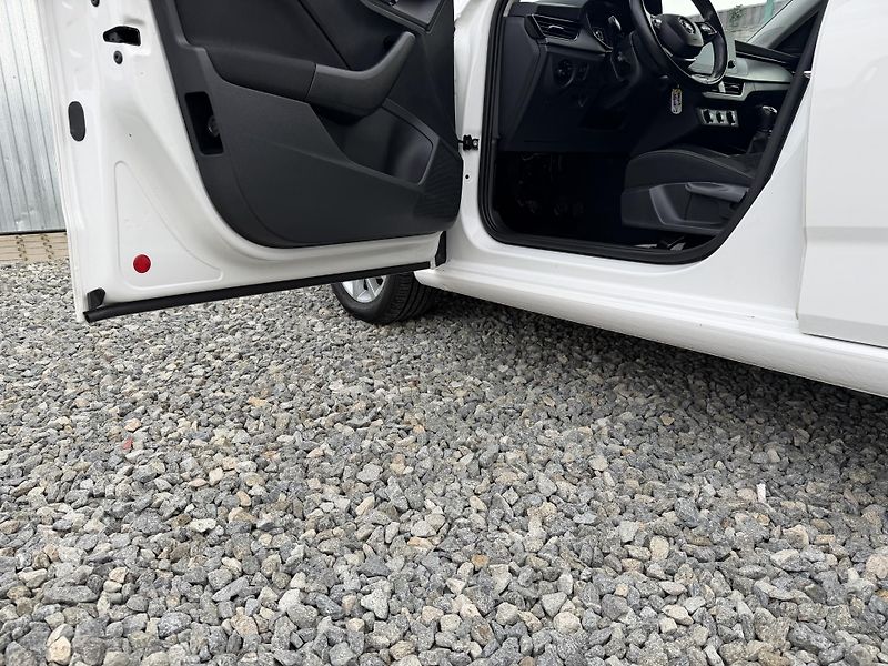 Škoda Scala 1.6TDi 115PS 6R STYLE LED STK! - fotka 89 z 153