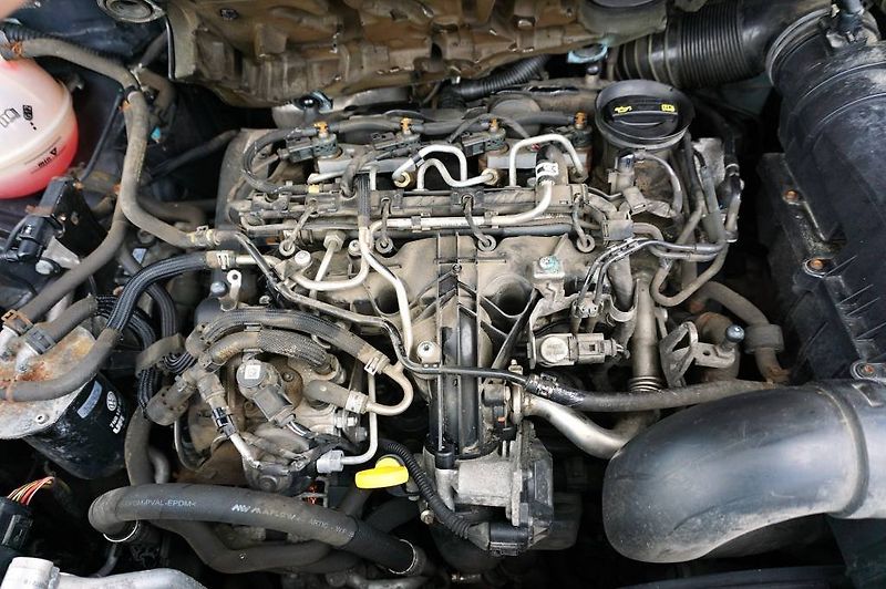 Volkswagen Sharan (2015) CUP 2,0 TDI 130 kW - fotka 49 z 54