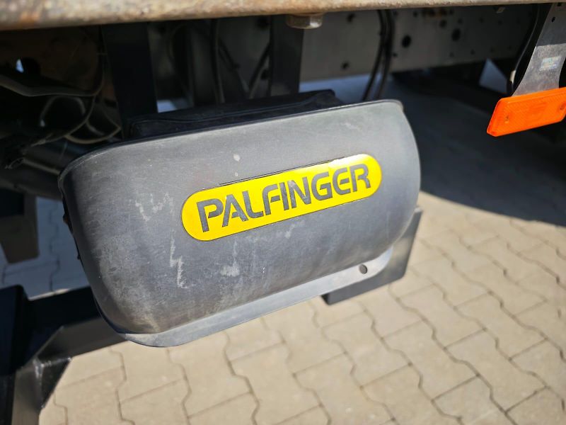 DAF LF 230, 18 PAL, ČELO, KLIMA - fotka 33 z 35