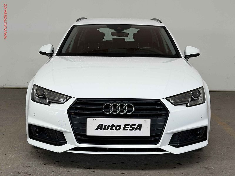 Audi A4 (2018) 2.0TDI, AT, STK3/28 - fotka 2 z 19