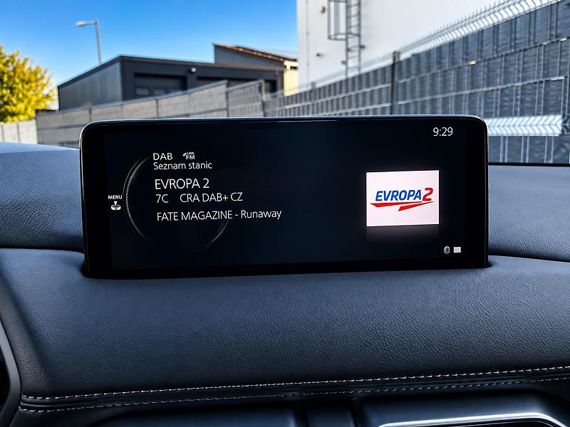 Mazda CX-5 (2023) 2.5i 143 kW SKYACTIV-G HOMURA - fotka 22 z 43