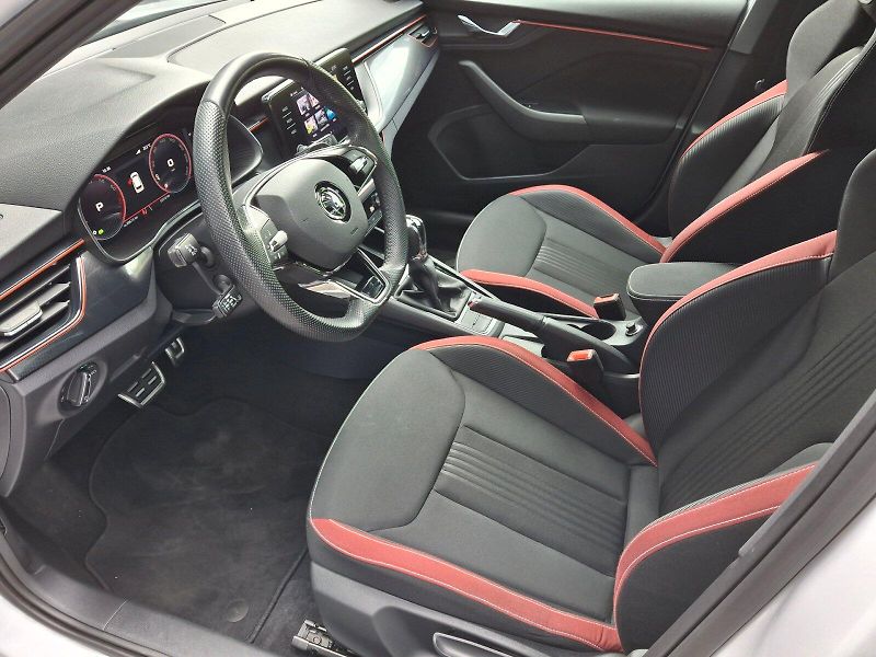 Škoda Kamiq (2023) Monte Carlo DSG 1,5TSi 110kW - fotka 16 z 35