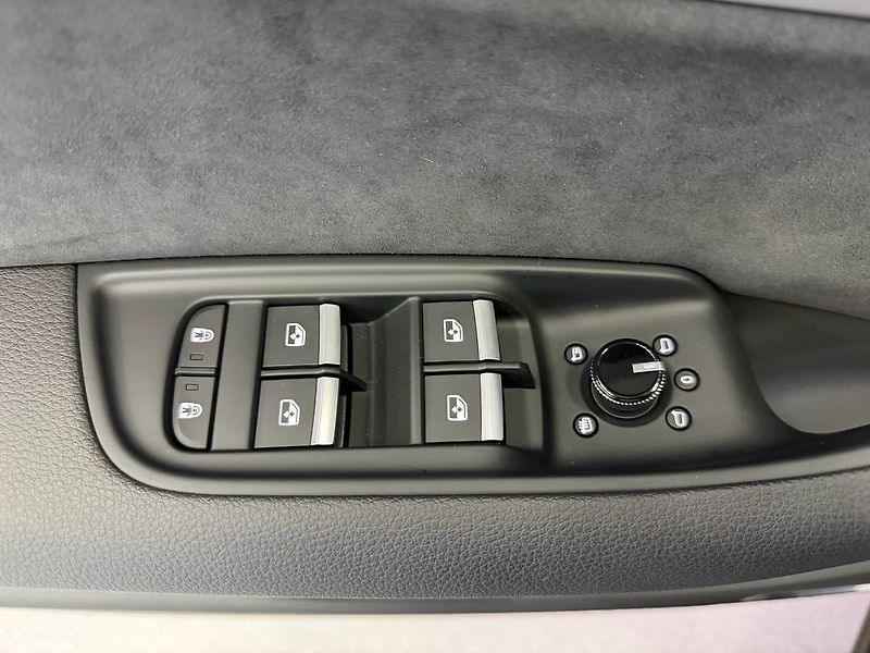 Audi Q7 50 TDI 210 KW QUATTRO S-LINE, - fotka 29 z 34