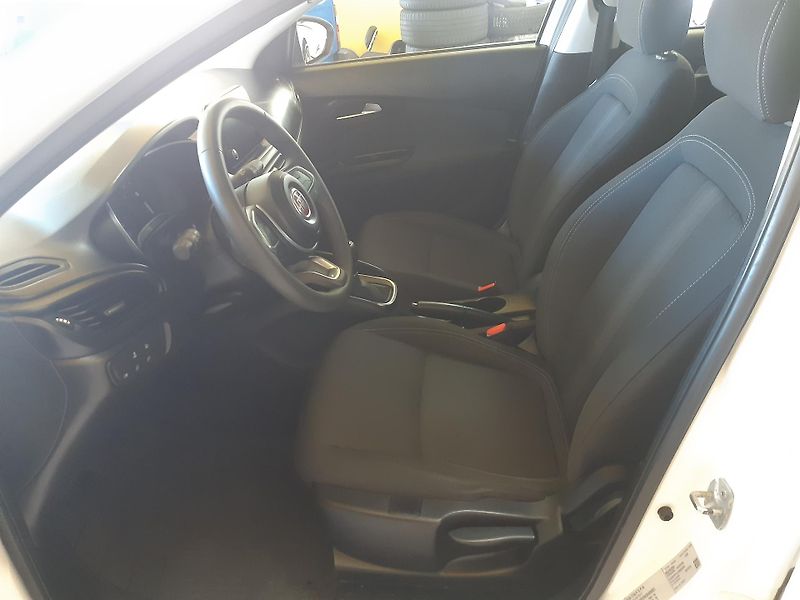 Fiat Tipo 1.3MultiJet DIGIKLIMA LED NAVI - fotka 8 z 26