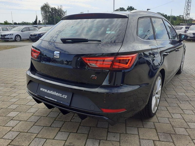 Seat Leon (2018) 1.4 TSi FR 110Kw - fotka 4 z 49
