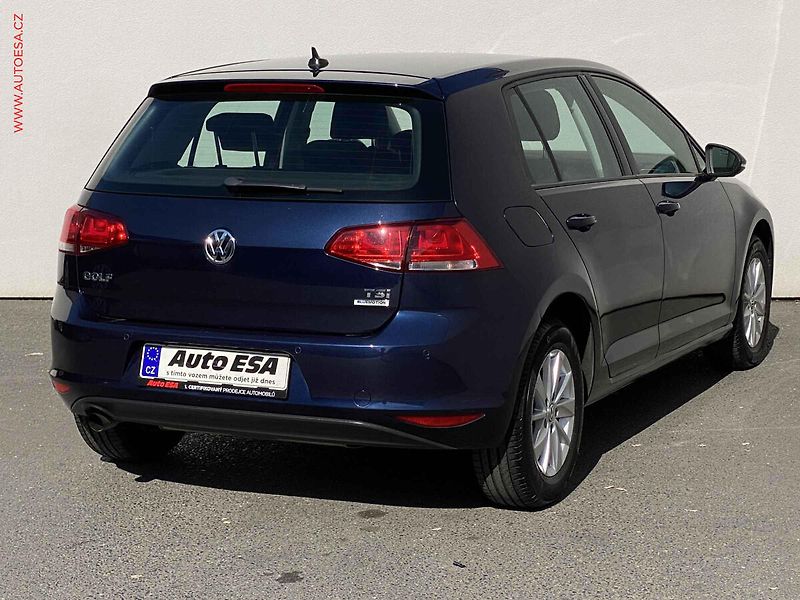 Volkswagen Golf (2016) 1.2 TSi, Trendline, bixen - fotka 4 z 17