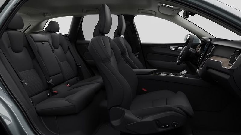 Volvo XC60 (2026) B5 AWD AUT BRIGHT PLUS  - fotka 4 z 11
