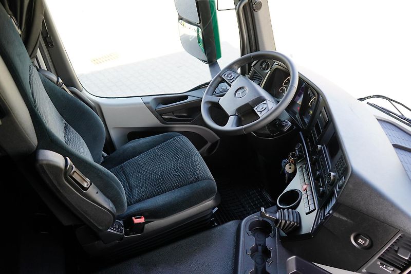 Mercedes-Benz (2018) ANTOS / 1833 / ACC / E 6 / FIR - fotka 13 z 44