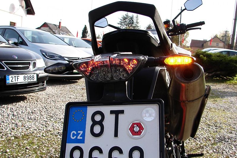 KTM 890 Duke R 121PS ČR 1. maj. - ZADÁNO! - fotka 25 z 34