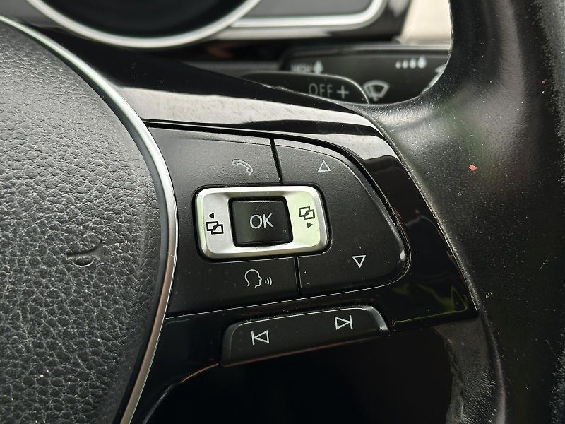 Volkswagen Passat 2.0TDi 4x4 DSG 190PS Kůže ACC - fotka 18 z 40