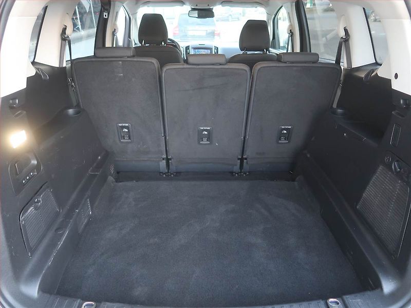 Ford S-MAX (2020) Titanium 2.0 EcoBlue, Automat - fotka 14 z 20