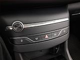 Peugeot 308 (2016) 1.2 e-THP, Serv.kniha, Navi - náhled 16